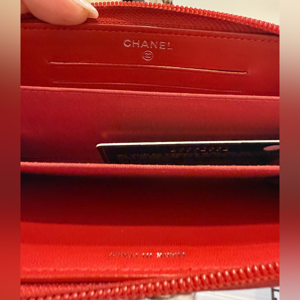 Chanel ‘Boy Chanel Zipped Wallet’ - Picture 7 of 7